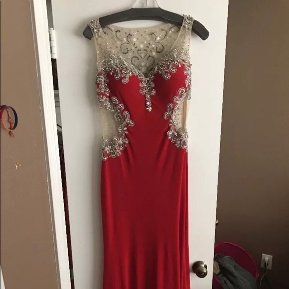 Red prom dress/evening gown size 8 - Picture 2 of 6